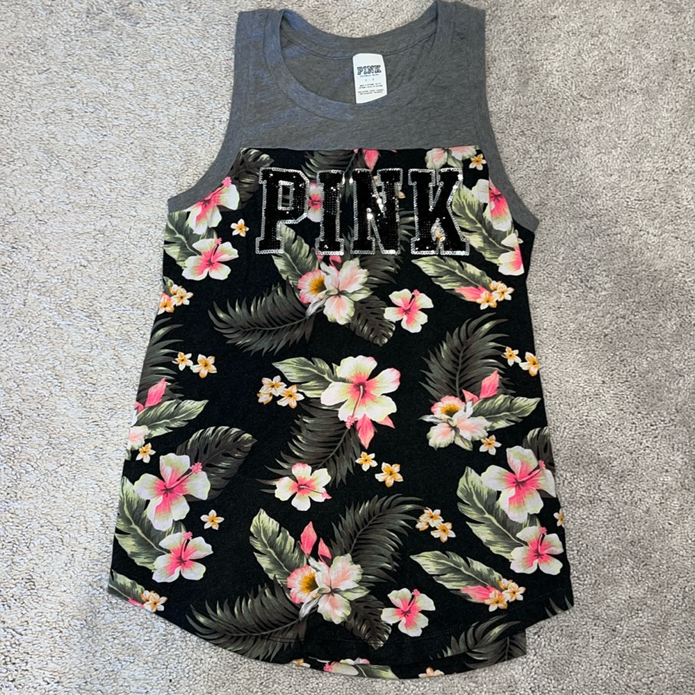 Victoria’s Secret pink tank top size small perfect condition